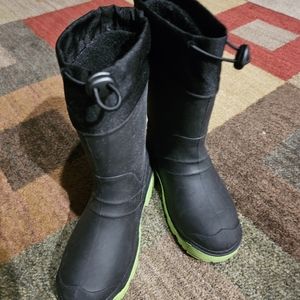 Boy's boots